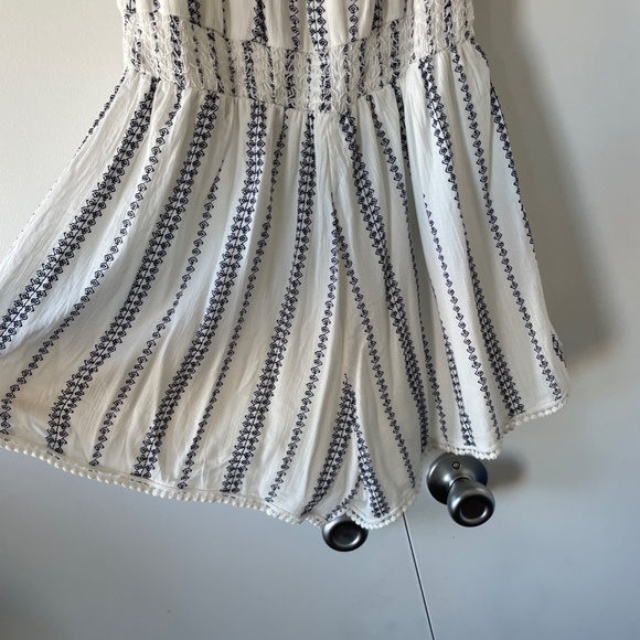 Off the Shoulder Striped White and Blue Romper - Picture 3 of 6